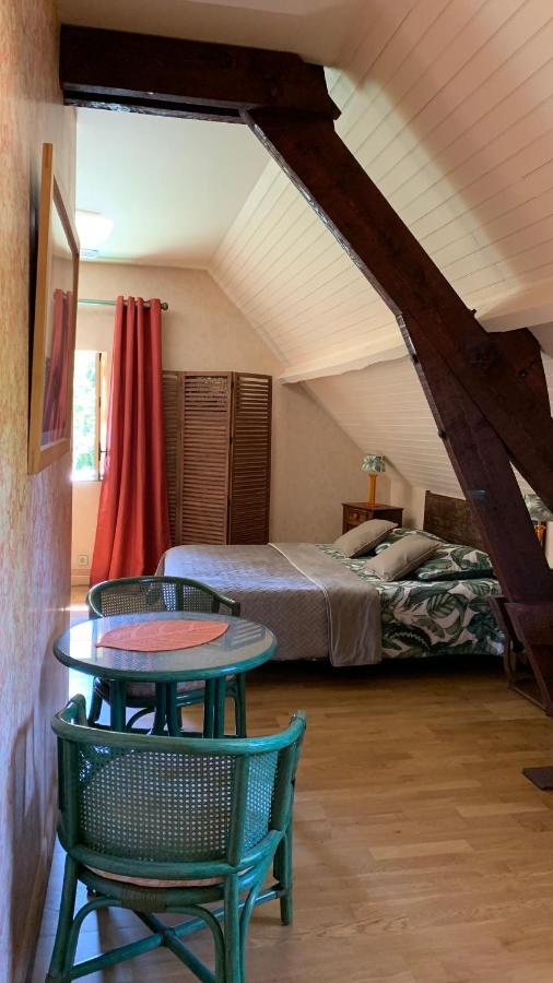 Bed and Breakfast Le Moulin Du Boisset Saint-Denis-lès-Martel Exterior foto